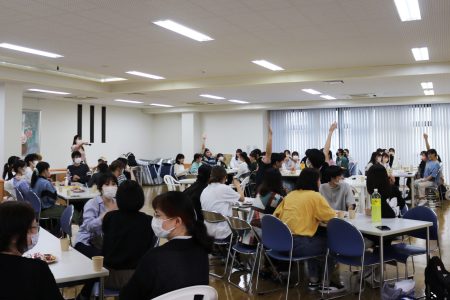 台湾人留学生との交流会を開催
