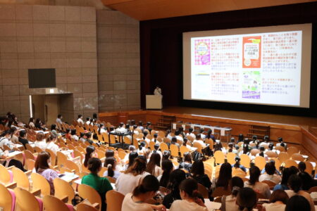 健康栄養学科　「卒業生による管理栄養士国家試験受験体験発表会」