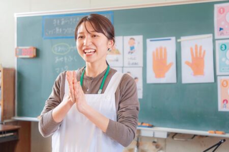 活躍する卒業生　「養護教諭」