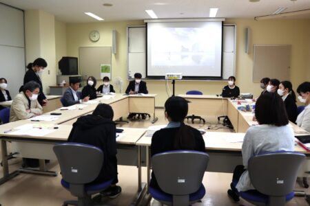 修士論文中間報告会