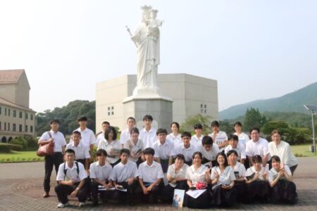 鶴翔高校　大学見学