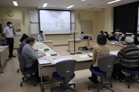 修士論文最終報告会開催