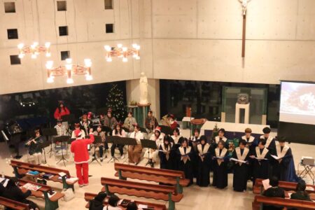 「クリスマスの集い」と「クリスマスマーケット」を同時開催