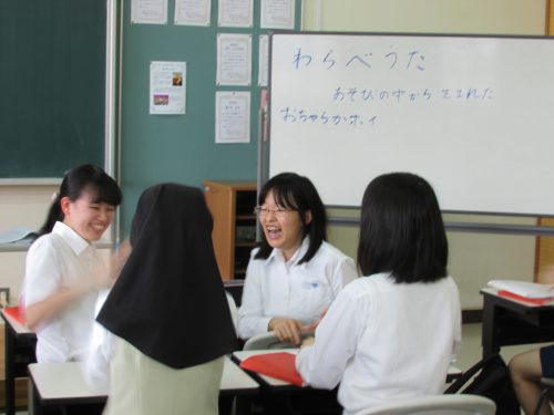 こども学専攻 1年次前期 の授業紹介 こどもと表現 音楽 鹿児島純心女子短期大学