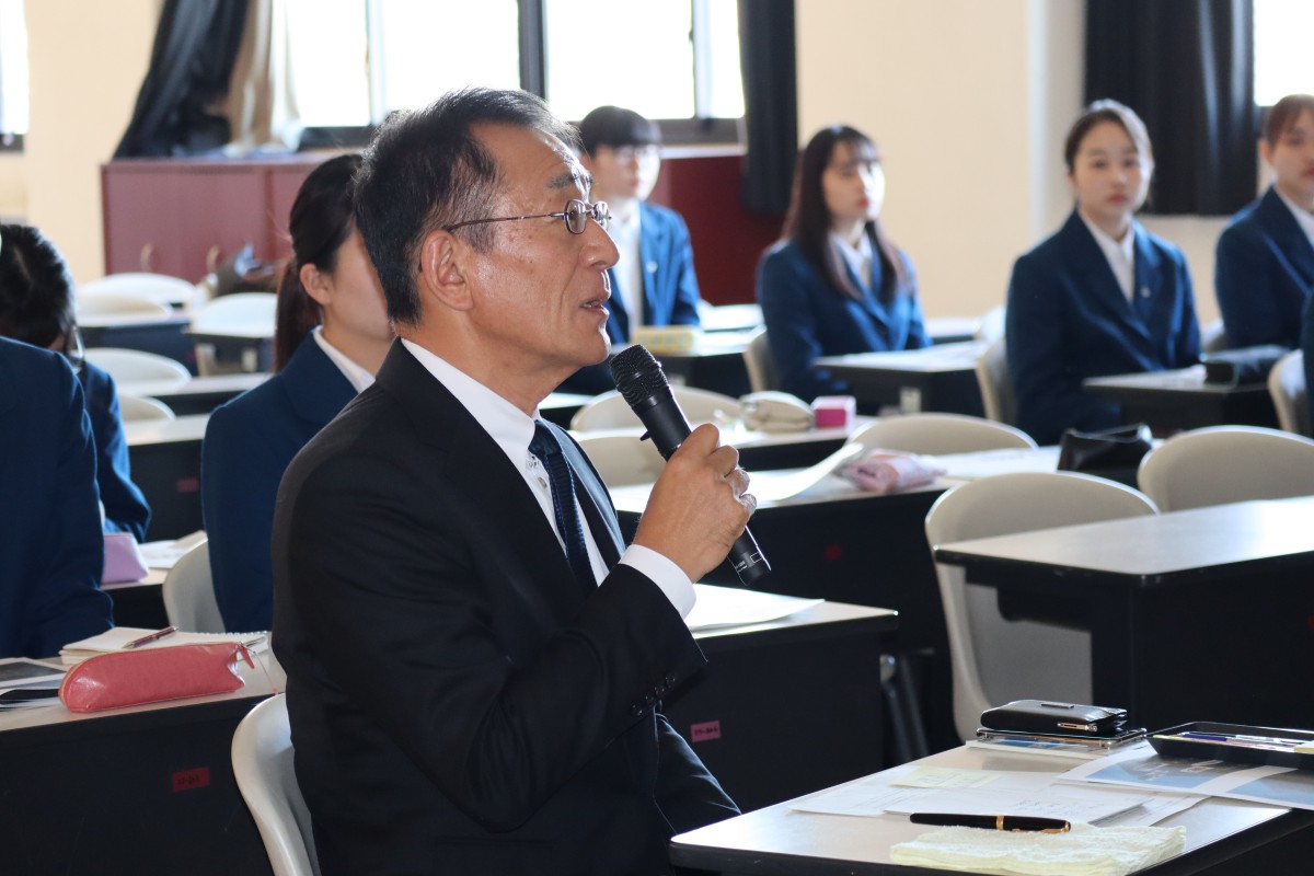 鹿児島市松永範芳副市長との「意見交換会」を実施しました 鹿児島純心女子短期大学