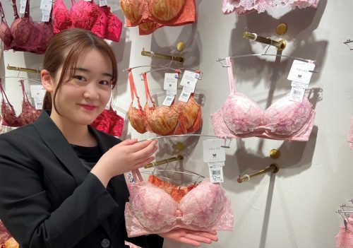 [勤務先] 株式会社 ワコール（アパレル販売職）